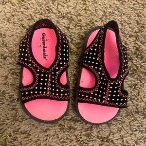 Size 4 baby girl summer sandals stretchy